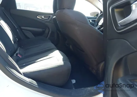 2015 Chrysler 200 Limited from USA, damaged, VIN 1C3CCCAB7FN713922